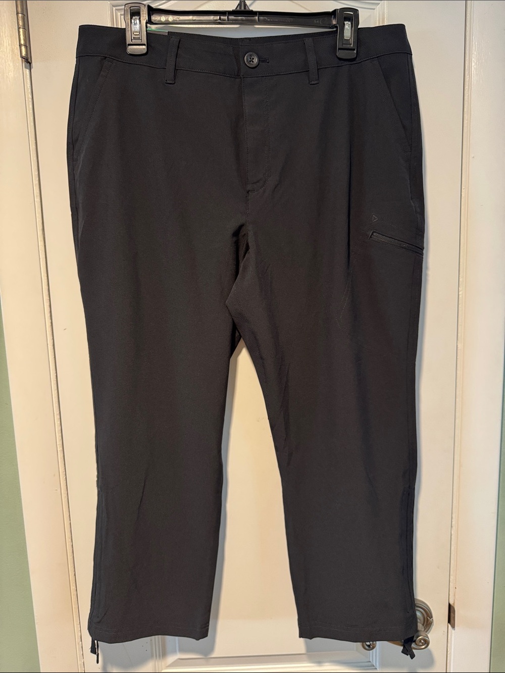 Eddie Bauer Black Stretch Performance , Ripstop crop pants